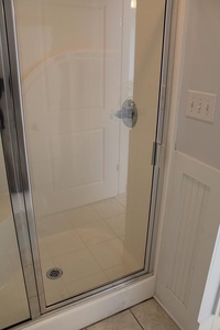 Bathroom 5 Private to Bedroom 5