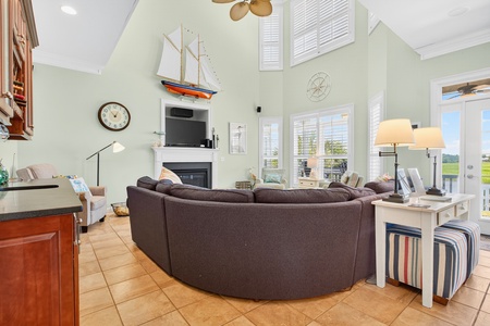 Living Area 2