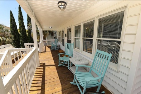 Pool Side Deck