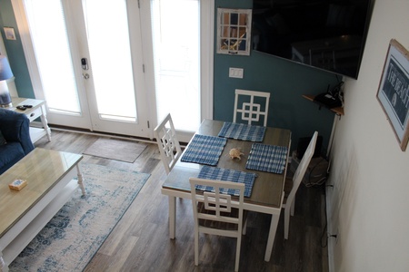 Dining Area 2