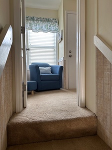 sitting area upstairs