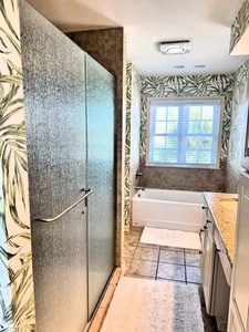 Bathroom 1 - Master