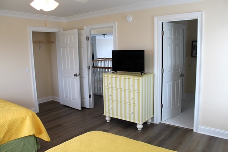 Bedroom 6 - Upstairs - Streetside