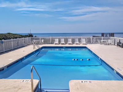 Oceanfront Pool