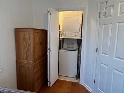 washer - dryer in bedroom 3