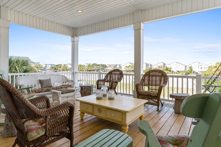 Streetside Deck