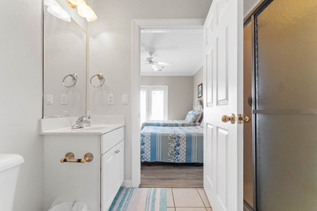 Bathroom 3-2