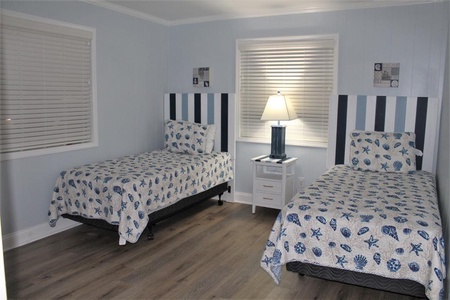 Bedroom 3 - Two Twin Beds