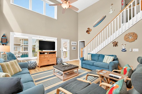 Living Area 2