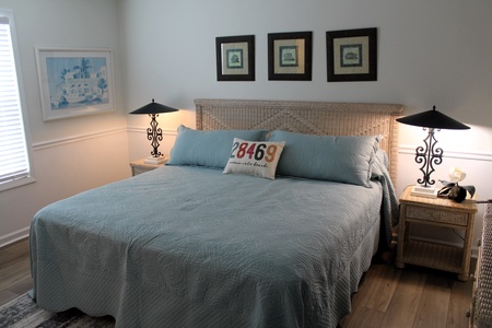 Bedroom 1 - Downstairs Streetside 1
