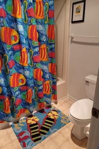Bathroom 6 Private Tub/Shower Combo