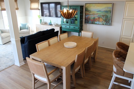 Dining Area 1