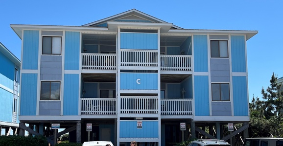 12 Beach Villas building C - streetside