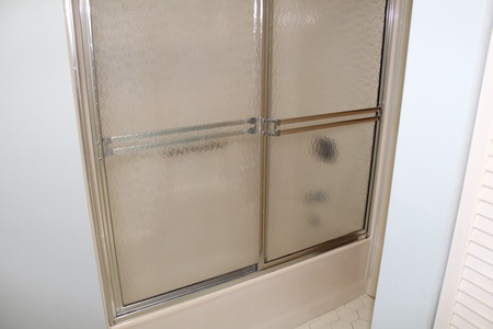 Bathroom 2-3