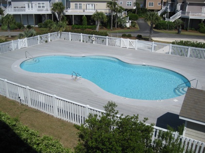 Island Park pool from West Lagoons