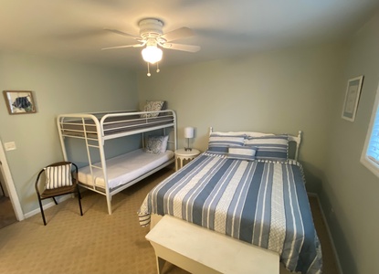 bedroom 2 - queen and set of twin bunks