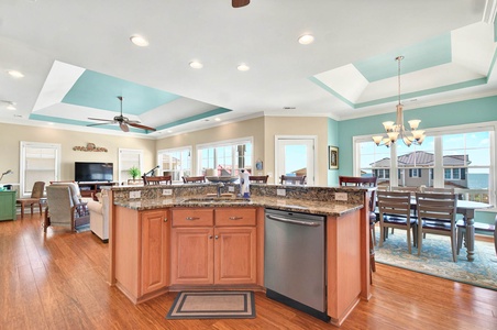 Kitchen Area 4
