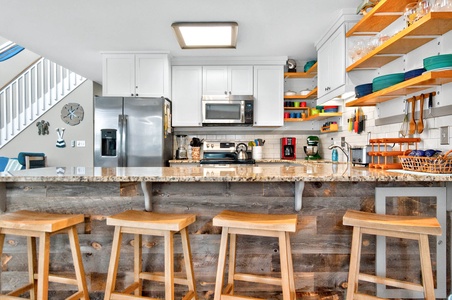 Kitchen Area 4