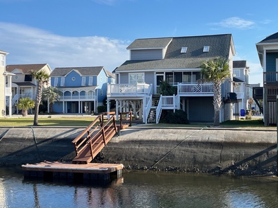 35 Pender Street
