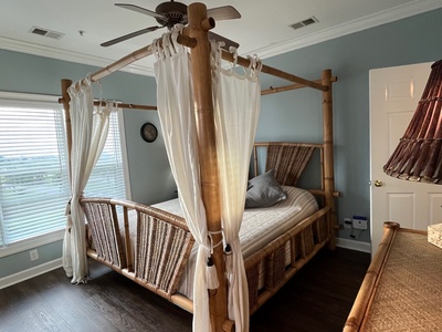 bedroom 1 - king
