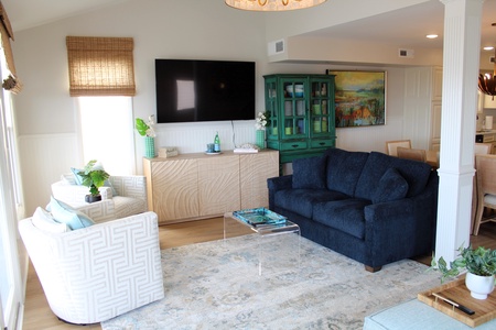 Living Area 3