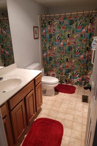 Bathroom 3 Private Tub/Shower Combo