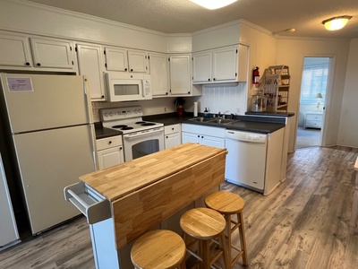 9 - kitchen