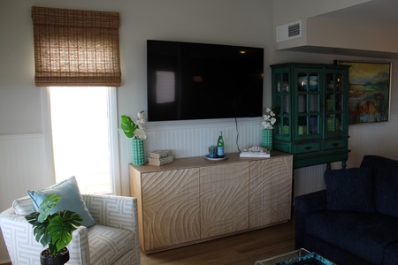 Living Area 4