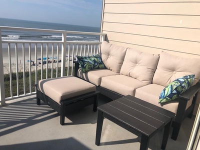 Private Deck Bedroom 3