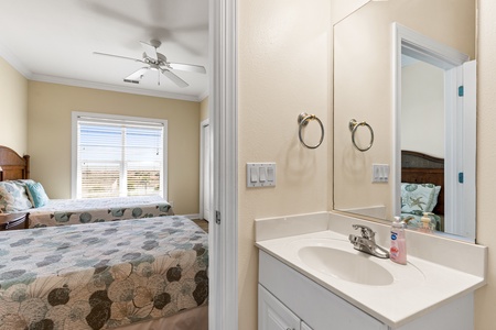 Bathroom 2-2