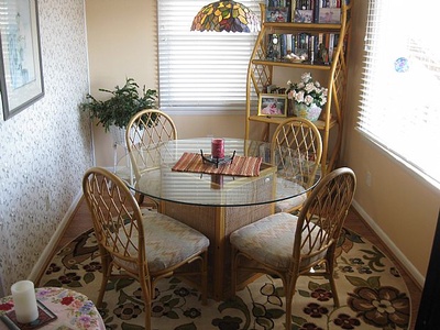 Sitting Area - Oceanfront