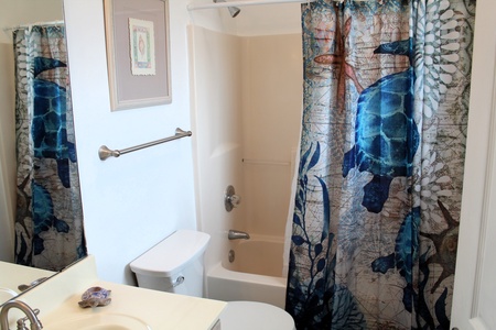 Bedroom 6 - Bath  2