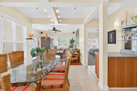 Dining Area 1