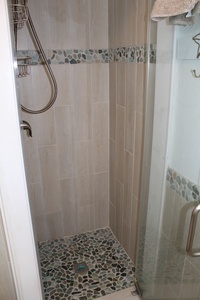 Bathroom 1-2