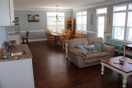 Living Area - Upstairs