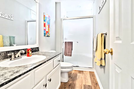 Upstairs Bath