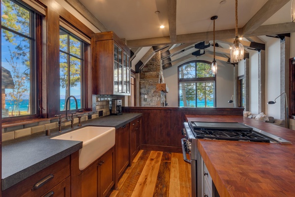 Homewood Trifecta - Lakefront