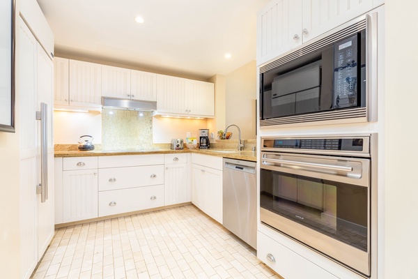 well-appointed kitchen, perfect for crafting your favorite meals