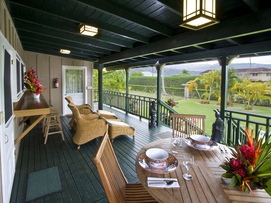 Front entry and lanai