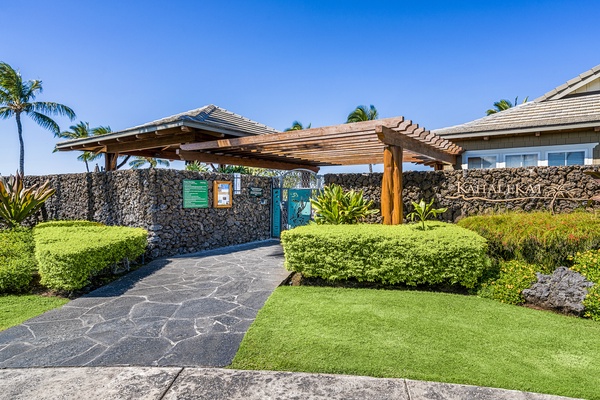 Hali'i Kai fitness center, with a view!