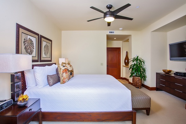 Sun Splash C301 - Third Bedroom with Private Bath and King Bed