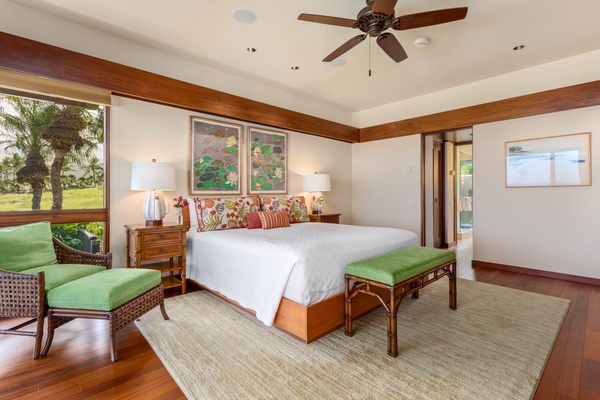 Ocean View Primary Suite w/King Bed, Flat Screen TV & Ensuite Bath.