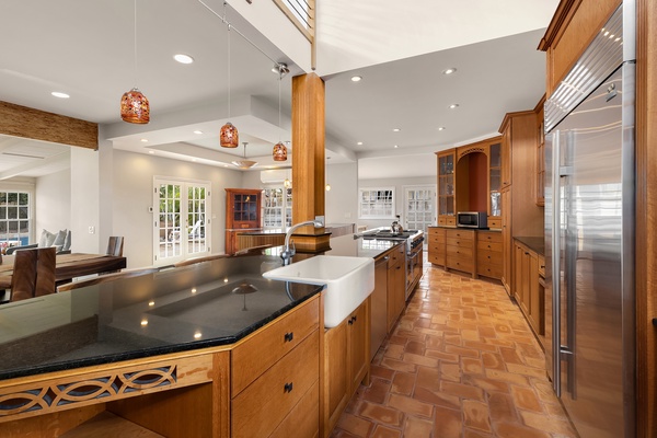 Kitchen with lots of counter space