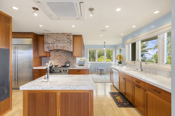 Fully equipped kitchen with high-end appliances