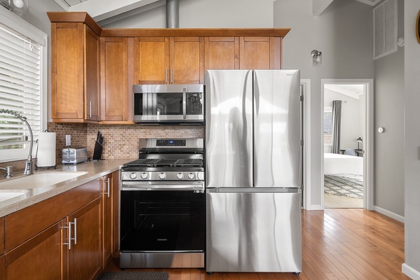 With ample kitchen tools and appliances.