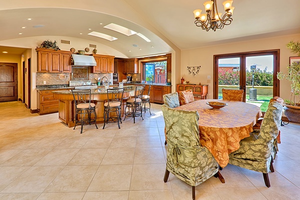 Ceiling detailing provide distinct areas while maintaining open plan layout