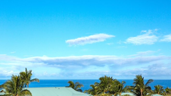 Beautiful ocean views along a large stretch of the Kohala Coast.