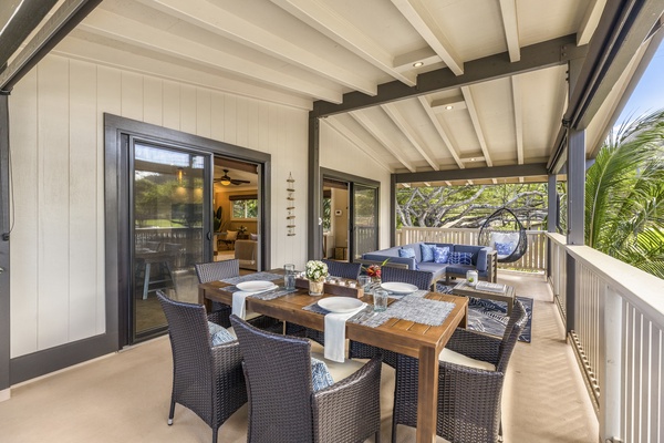 Upstairs lanai with barbecue grill, dining area, and lounge area