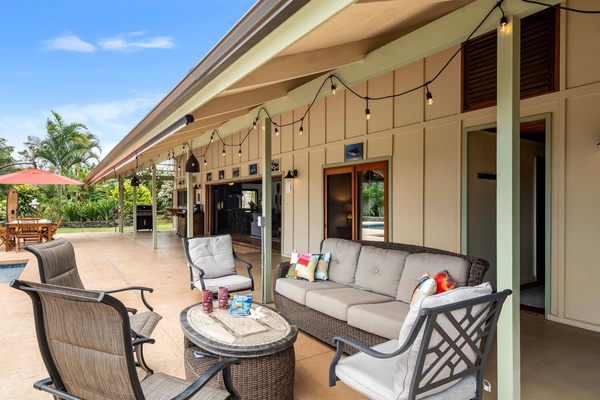 The lanai with comfortable seating area.