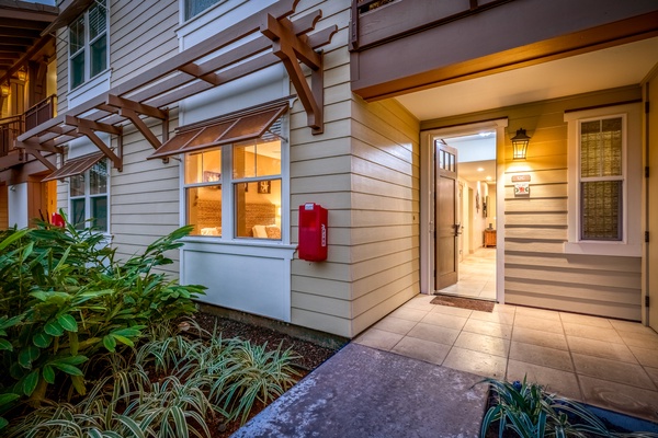 Entrance to our single level ground floor unit, ideal for anyone wishing to avoid stairs.